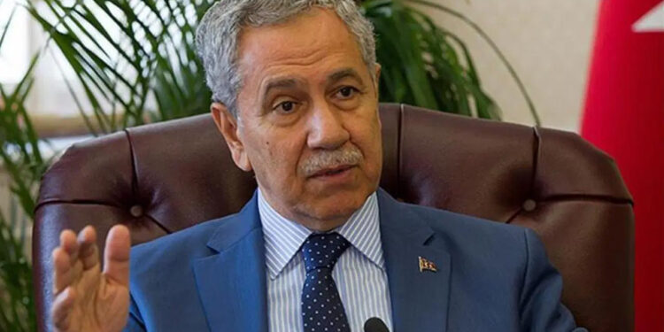 Bülent Arınç'tan 'Yeni Parti' Açıklaması