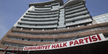 CHP'de 'Mutlak Butlan' Hareketliliği: 'Üç İsim İstifa Edecek' İddiası