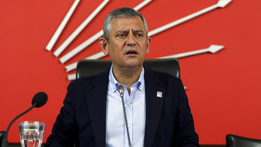 CHP'nin Sitesinde Güncelleme, Özel’in Unvanı Değişti