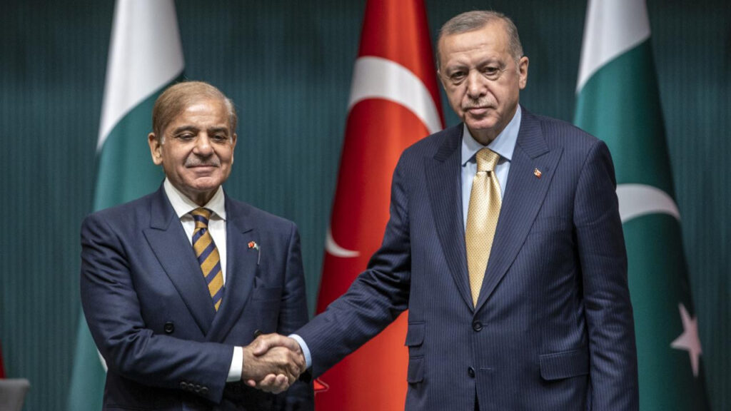 Cumhurbaşkanı Erdoğan, Pakistan Başbakanı Şerif'le Görüştü
