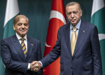 Cumhurbaşkanı Erdoğan, Pakistan Başbakanı Şerif'le Görüştü