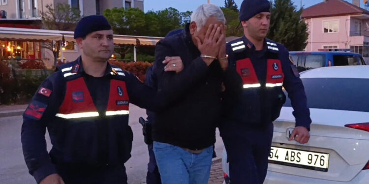 Denizli'de Mide Bulandıran Olay: Öğrencileri Taciz Eden Bakkal Tutuklandı