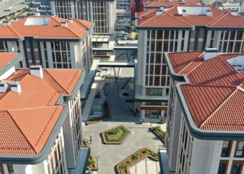 Emlak Konut’tan Dev Finansman Başarısı: İngiltere ve Körfez’den 1,8 Milyar Dolarlık Rekor Talep
