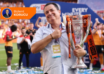 Fareli köyün kavalcısı: Acun Ilıcalı