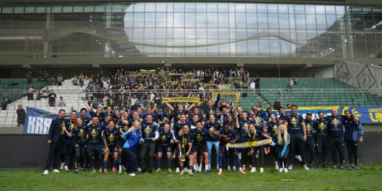 Fenerbahçe arsaVev, Kadın Futbol Ligi'nde İlk Kez Şampiyon