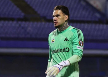 Fenerbahçe'de Kaleyi Ederson'dan Devralacak İsim Belli Oldu: Konstantinos Tzolakis