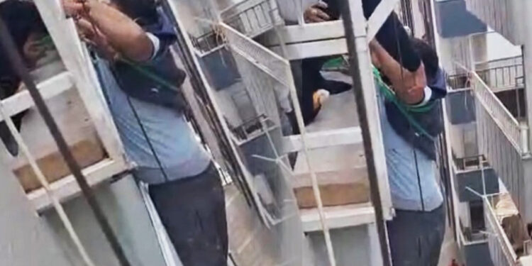 İnşaatta Asansör Faciası: 5. Katta Balkon Demirlerine Tutunup Hayatta Kaldı