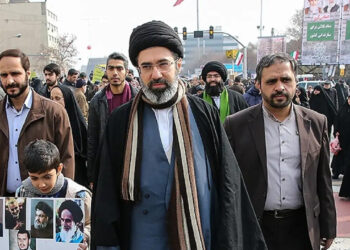 İran Dinli Lideri Hamaney'den Orduya Yeni Talimatlar