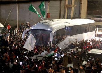 İsrail, 13 Gazzeli Esiri Serbest Bıraktı
