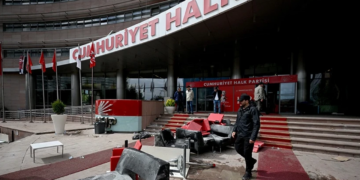 Kılıçdaroğlu Cehpesinden İhraç Sinyali: 'Kemal Bey'e Hain Diyenlerin...'