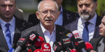 'Kılıçdaroğlu'nun İhraç Listesi Hazır' İddiası: İsimleri Tek Tek Sıraladı