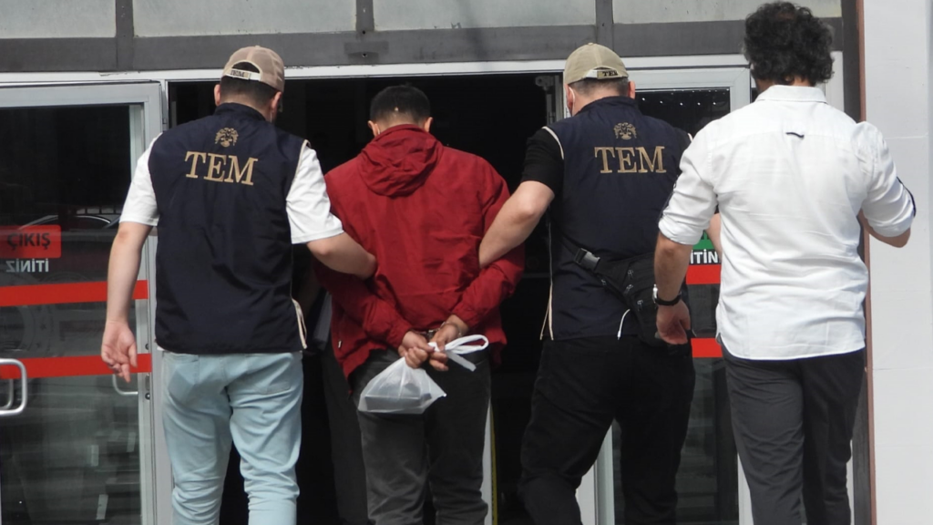 Kırmızı Bültenle Aranan IŞİD'li Eskişehir'de Yakalandı