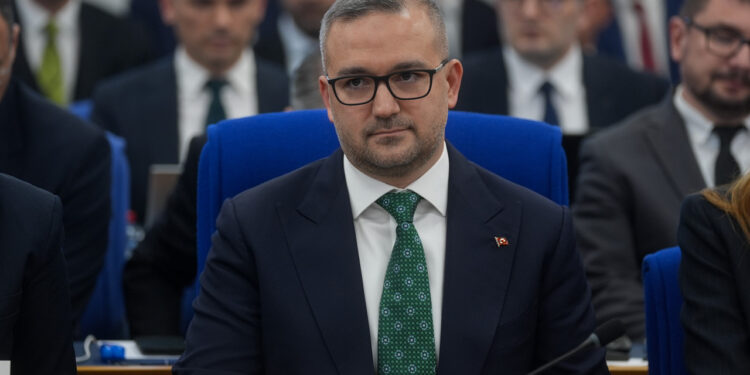 Merkez Bankası Başkanı Fatih Karahan'dan Savaşa Ekonomik Rest: 'Dezenflasyon Hedefinden Sapma Yok'
