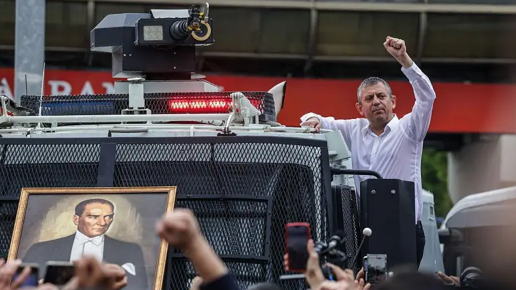 Özgür Özel'in Mitingi İçin İptal Başvurusu Mu Yapıldı? CHP’den Açıklama Geldi