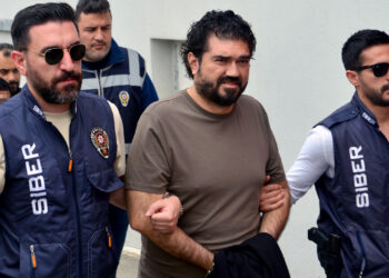 Rasim Ozan Kütahyalı'nın Tutuklandığı Dev Operasyonun Perde Arkası: Şifreli Telefondaki Gizli Klasör Açıldı, Halil Falyalı Bağlantısı Ortaya Çıktı