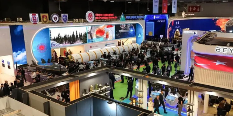 SAHA 2026’da 'Halk Günü' Yoğunluğu: Türkiye’nin Gurur Projeleri Vitrine Çıktı! YILDIRIMHAN İlgi Odağı Oldu
