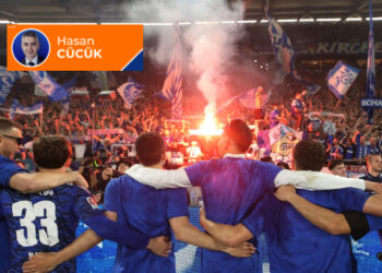 Schalke 04 küllerinden yeniden doğdu