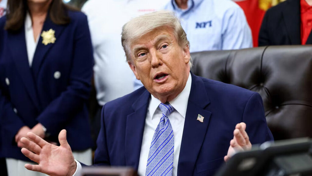 Trump İran'ın Elindeki Uranyumları Alarak İmha Edeceklerini Duyurdu