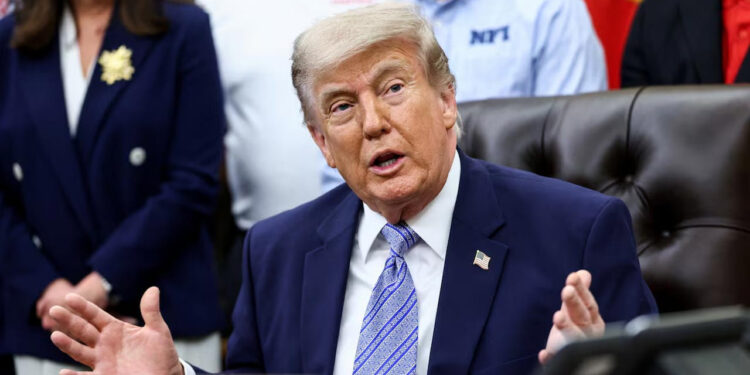 Trump İran'ın Elindeki Uranyumları Alarak İmha Edeceklerini Duyurdu
