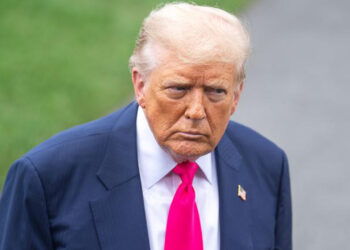 Trump’tan Hürmüz Boğazı’nda İran’a Abluka Resti: 'Bizden İzinsiz Kuş Uçamaz'