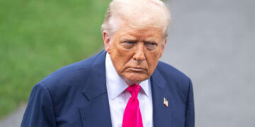 Trump’tan Hürmüz Boğazı’nda İran’a Abluka Resti: 'Bizden İzinsiz Kuş Uçamaz'