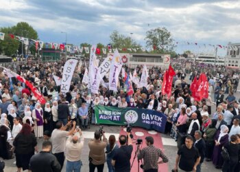 Birçok kentte ‘Barış İçin Adım At’ yürüyüşü: Öcalan’ın fiziki özgürlüğü sağlansın
