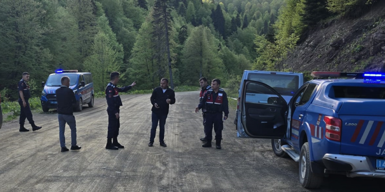 Yayla Yolunda Dehşet! Dere Yatağında Ceset Bulundu