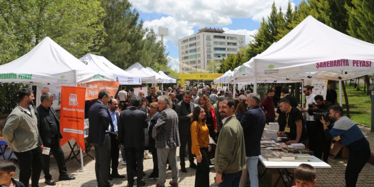 2’nci Erxanî Kitap Günleri başladı