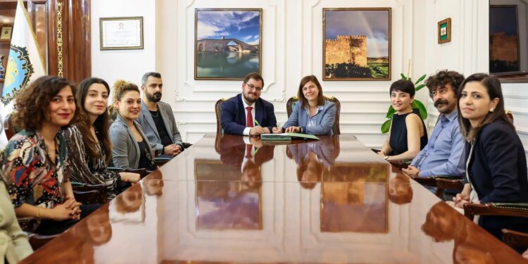 Amed Büyükşehir Belediyesi ile GoFOR arasında protokol imzalandı
