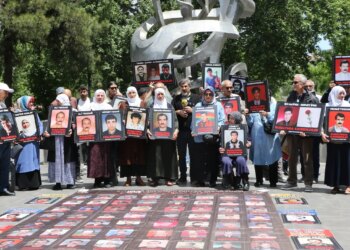 Kayıp yakınları 4 kentte adalet talebinde bulundu