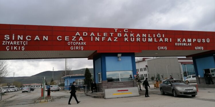 Psikolojik krizler geçiriyor: Tutsak Nubahar Özdemir için İHİK başvurusu