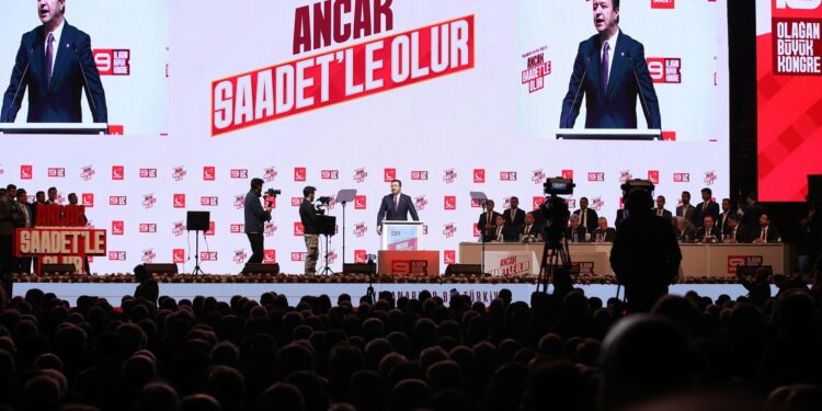 Mahkemeden Saadet Partisi kongresinin iptali davasına ret kararı