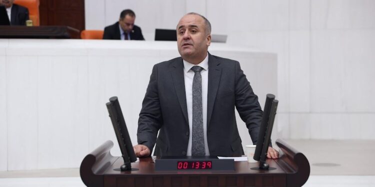 DEM Partili Çiçek’ten kanun teklifi: Paralel mahkeme gibi işleyen İGK’ler kardırılsın