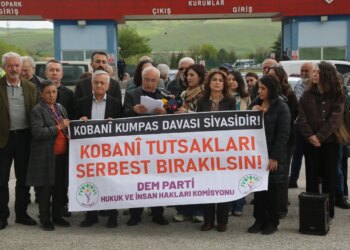 Sincan Cezaevi önünde açıklama: Barış için Kobanê davasındaki hukuksuzluk bitmeli