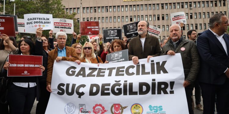 Basın meslek örgütleri: Tutuklu gazeteciler serbest bırakılsın