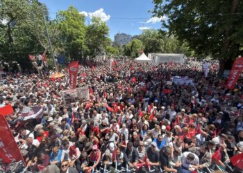 Güvenpark’ta konuşan Özel: Bu CHP’nin iç meselesi değildir