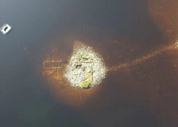 İnsanlık tarihi yeniden yazılabilir: Stonehenge’den daha eski insan yapımı ada bulundu!