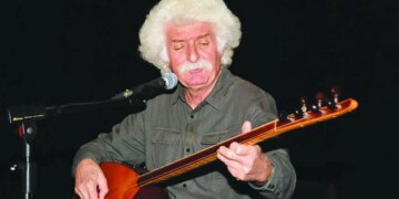 Usta sanatçı Sadık Gürbüz, 50’nci sanat yılını konserlerle kutluyor: Aşk, kavga, gurbet…
