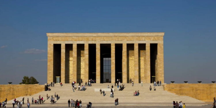 Anıtkabir saat kaça kadar açık? 19 Mayıs Anıtkabir ziyaretçi saatleri
