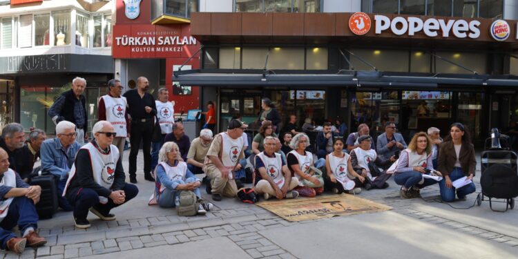 İHD’den gözaltında kayıplar açıklaması: Hakikat ve adalet sağlanmadan barış olmaz