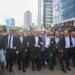 Özgür Özel, milletvekillleri ve yurttaşlarla Meclis’e yürüyor: Yazıklar olsun