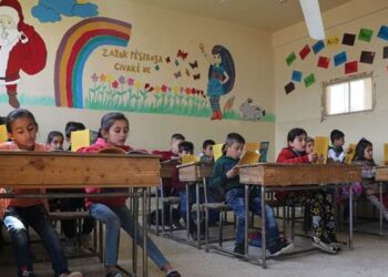 Rojava’da 1 milyondan fazla çocuk anadilinde eğitim aldı