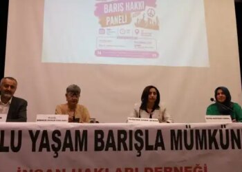 Adana’da ‘Barış Hakkı’ paneli: Kalıcı barış için hakikat ve katılımcı süreç şart