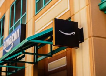 Amazon, Hindistan’da 13 milyar dolar yatırım yapacak