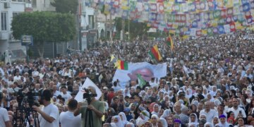 Mersin Abdullah Öcalan’a özgürlük talep etti: Barışın mimarı İmralı’dadır