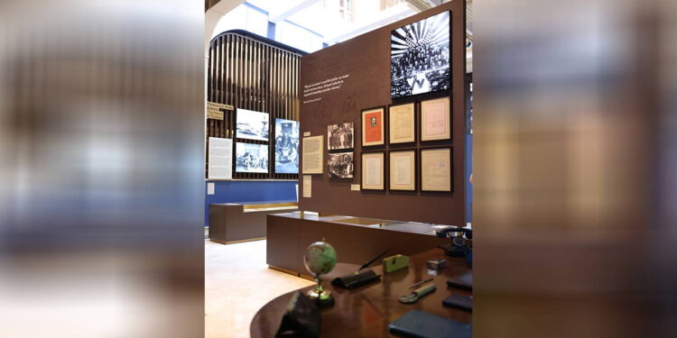 VEKAM’da Vehbi Koç Ticaret Evi sergisi açıldı