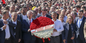 5 Belediye Başkanından Mansur Yavaş Kararı: 'Özgür Özel'in Yanında Yer Alırsa...'