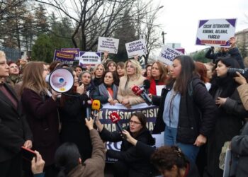 Meclis’te çocuklara taciz davası görüldü: Sanıklar tahliye edildi