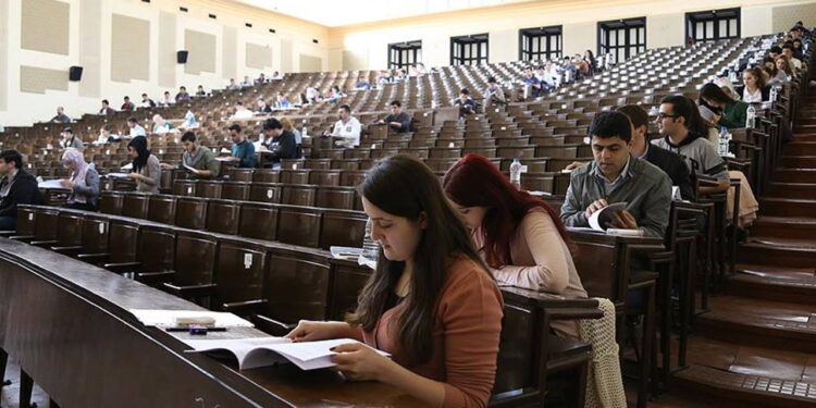 Üniversiteler ne zaman kapanıyor? 2026 Üniversitelerde yaz tatili ne zaman?