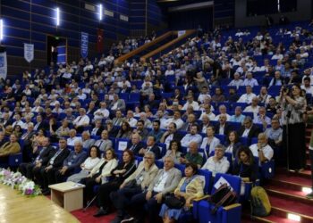 TMMOB Genel Kurulu başladı: Siyasetçiler ortak mücadele çağrısı yaptı
